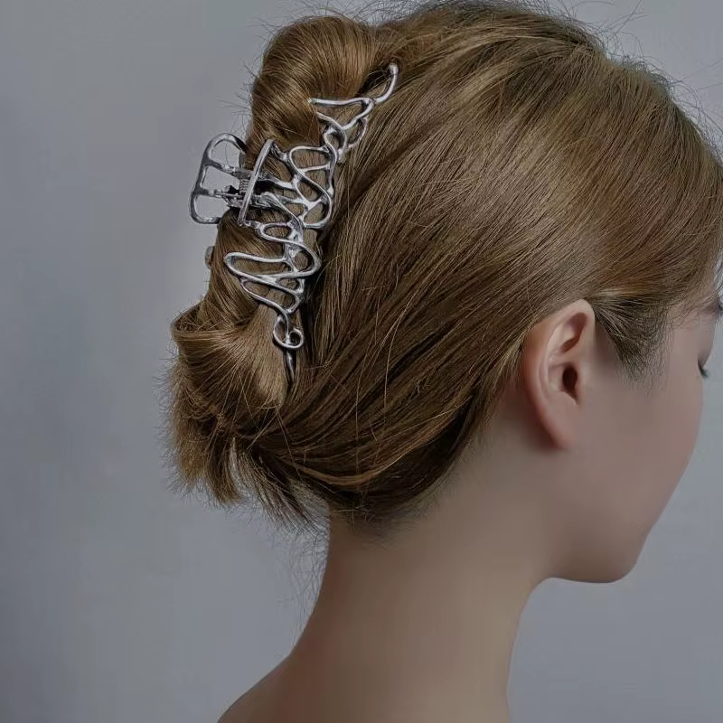 Ruoshui femme nouveauté épingles à cheveux irrégulières Style Punk métal argent griffes Barrettes femmes accessoires