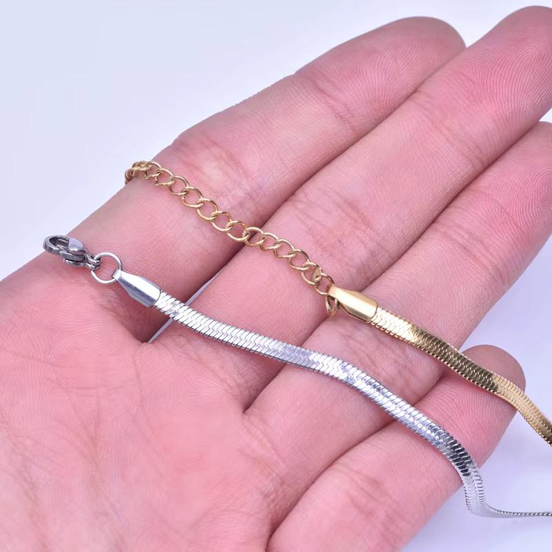 Collier en acier inoxydable pour femmes et hommes
