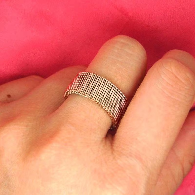 Bande en maille d'acier inoxydable moderne pour hommes et femmes