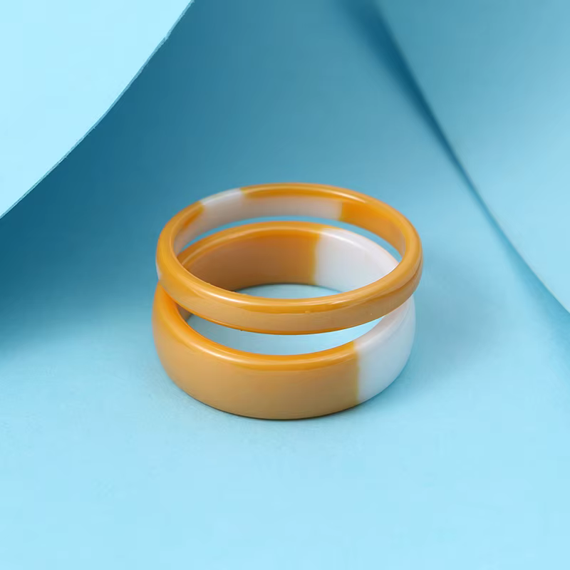Bague en céramique véritable