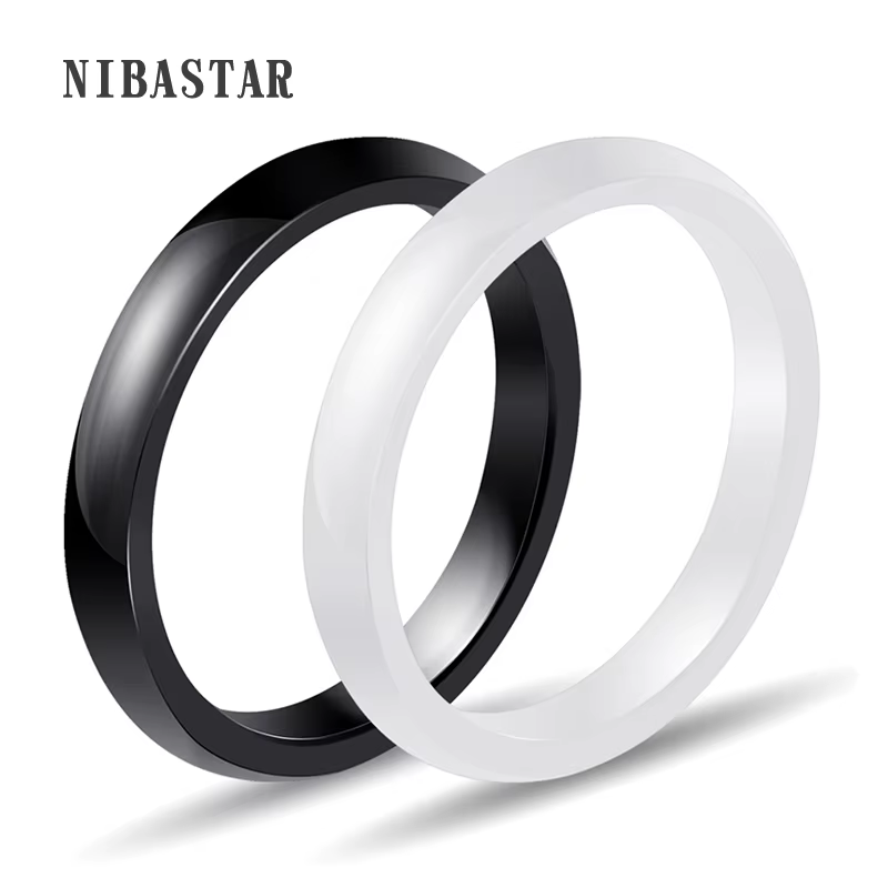 Bague en céramique lisse pour femme