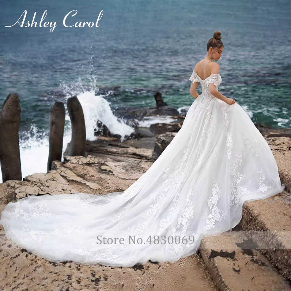 Ashley Carol robes De mariée De luxe pour les femmes chérie perlée Appliques à lacets cathédrale robe