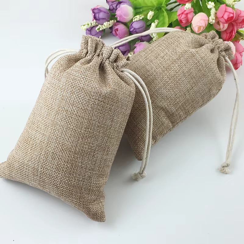 Sacs cadeaux en jute avec ficelle de proximité pour femmes, petit sac de présentation, emballage en lin, poudres cadeaux, bijoux, 15x20, 100 pièces, 2016