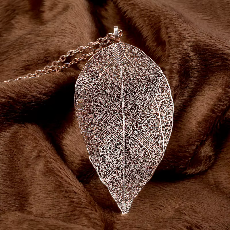 LOVBEAFAS Unique naturel véritable feuille Collier pour femmes filigrane longue déclaration Vintage