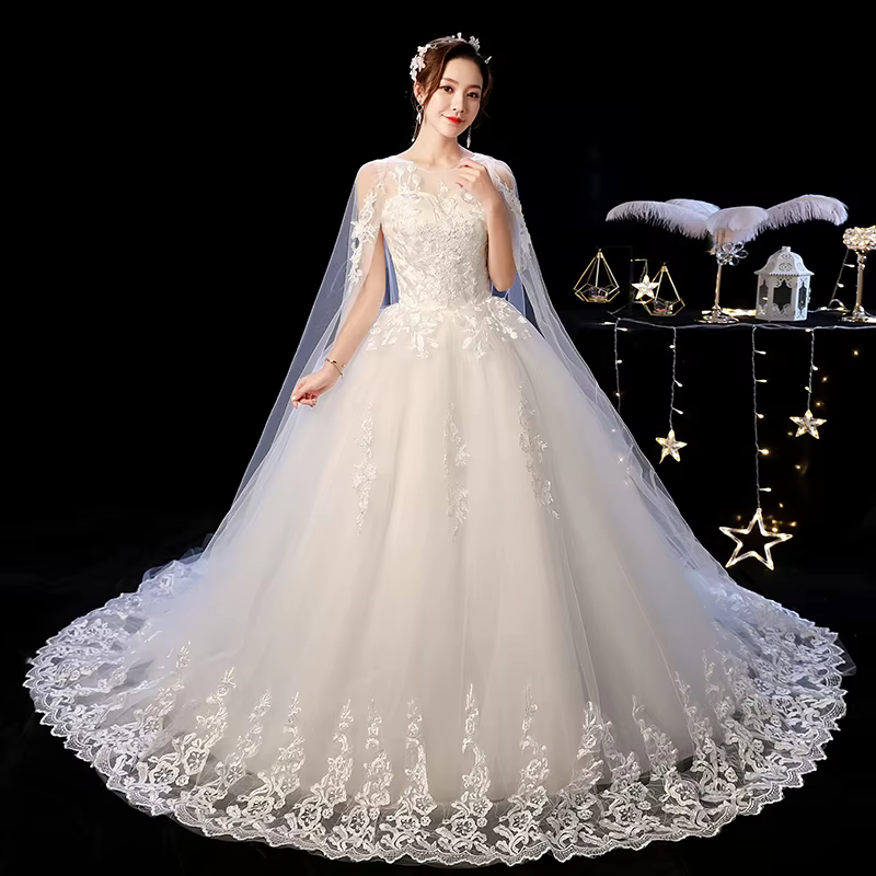 Robe de mariée élégante en dentelle brodée