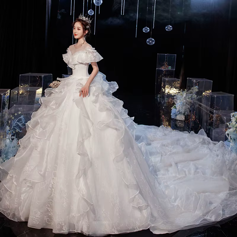 Gryffon-Robe de Mariée de Luxe en Dentelle avec Traîne