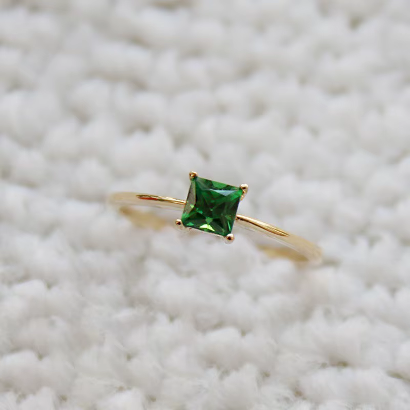 Bague émeraude de fiançailles exquise en argent Sterling 2024