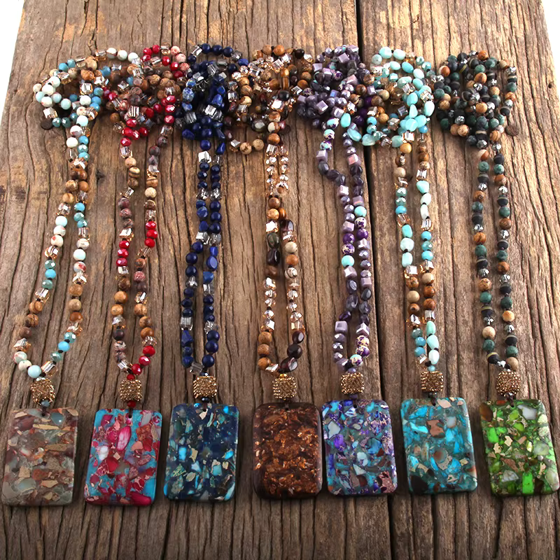 Collier Boho en cristal de charbon naturel de forme aléatoire