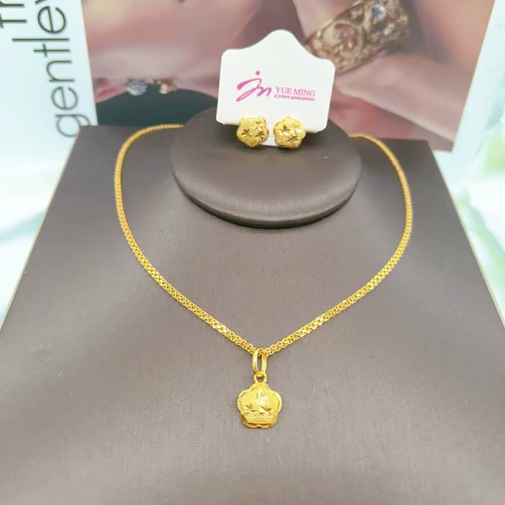 Ensemble de bijoux couleur or exquis pour fête