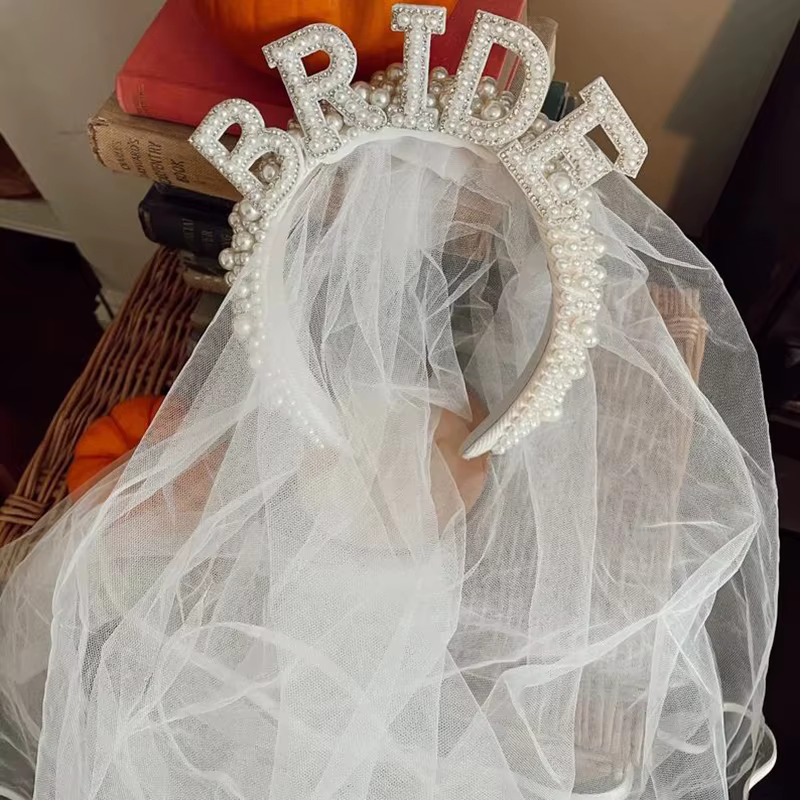 Bandeau de mariée blanc