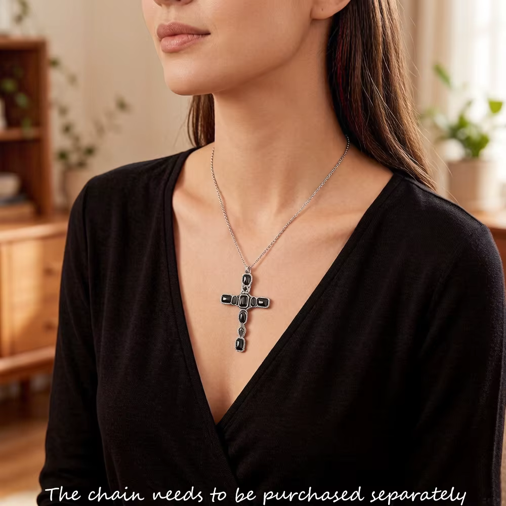 Pendentif croix en pierre noire