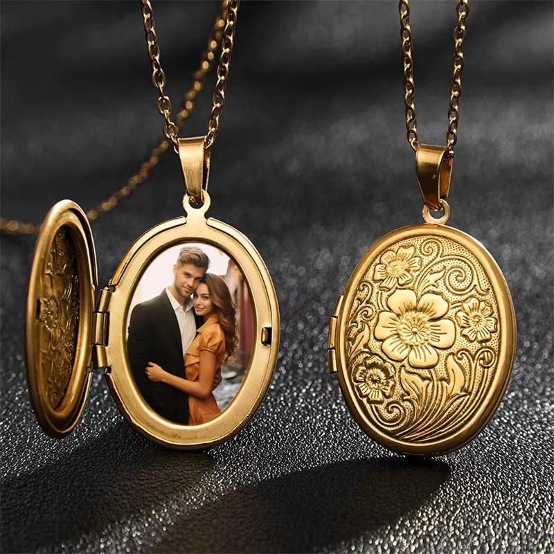 Collier médaillon avec Photo de fleur gravée personnalisée