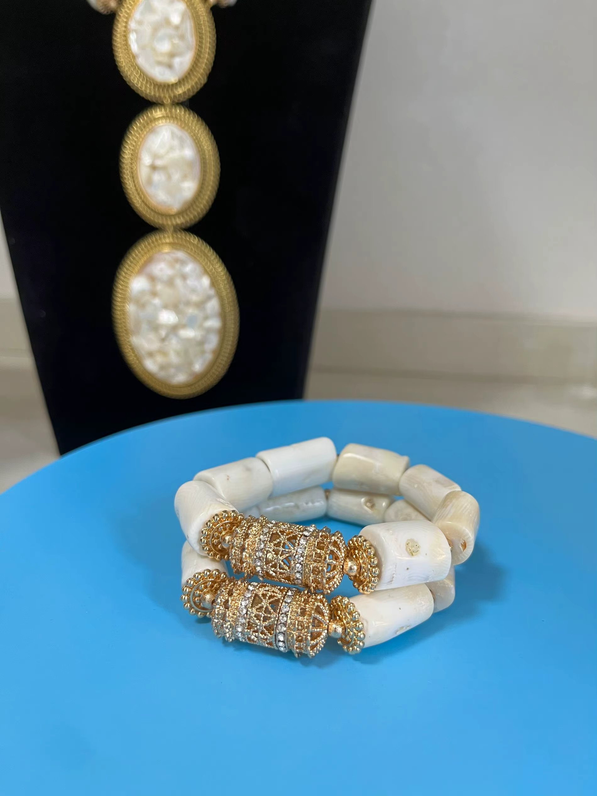 Ensemble de bijoux traditionnels africains en perles de corail pour mariage nigérian