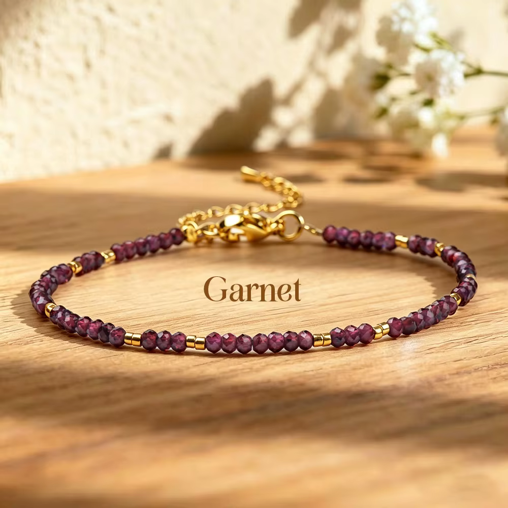 Bracelet Bohème en Pierres Naturelles Garnet et Pierre de Lune Facettées