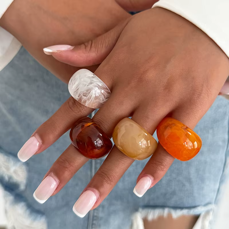 Bagues en résine de tempérament Vintage pour femmes