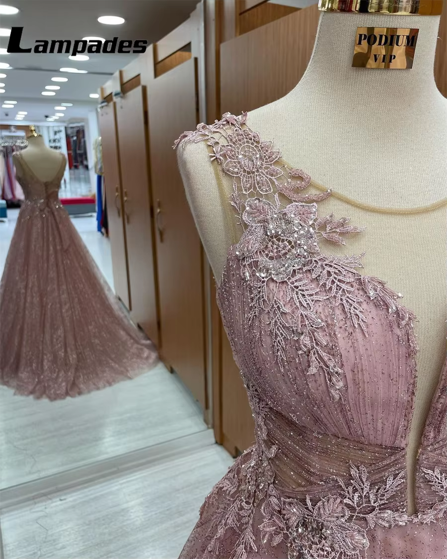 Robe de bal personnalisée en dentelle corail