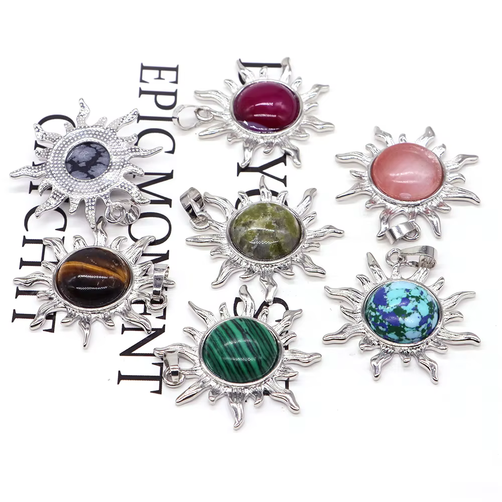 Pendentif Soleil en Alliage d'Argent Plaqué avec Pierre Naturelle de Quartz