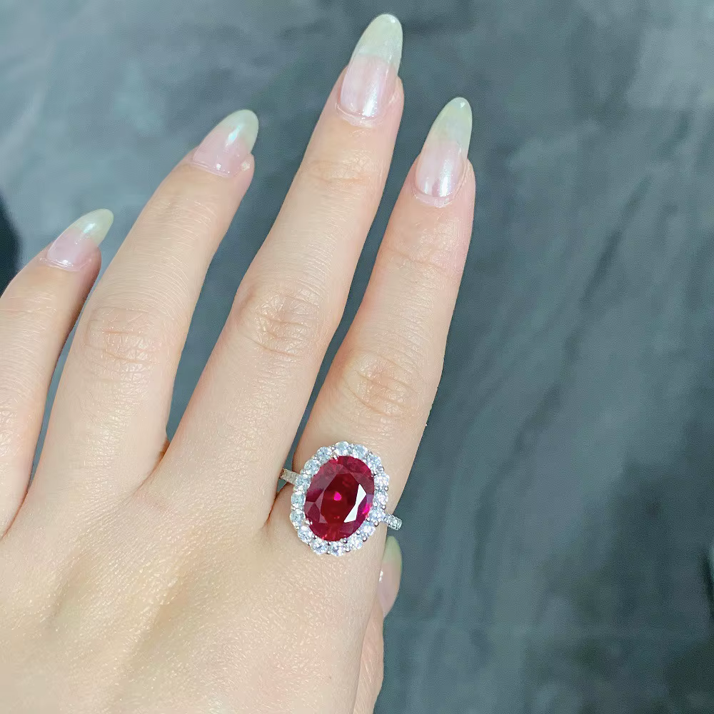 Bague originale en or blanc 18 carats