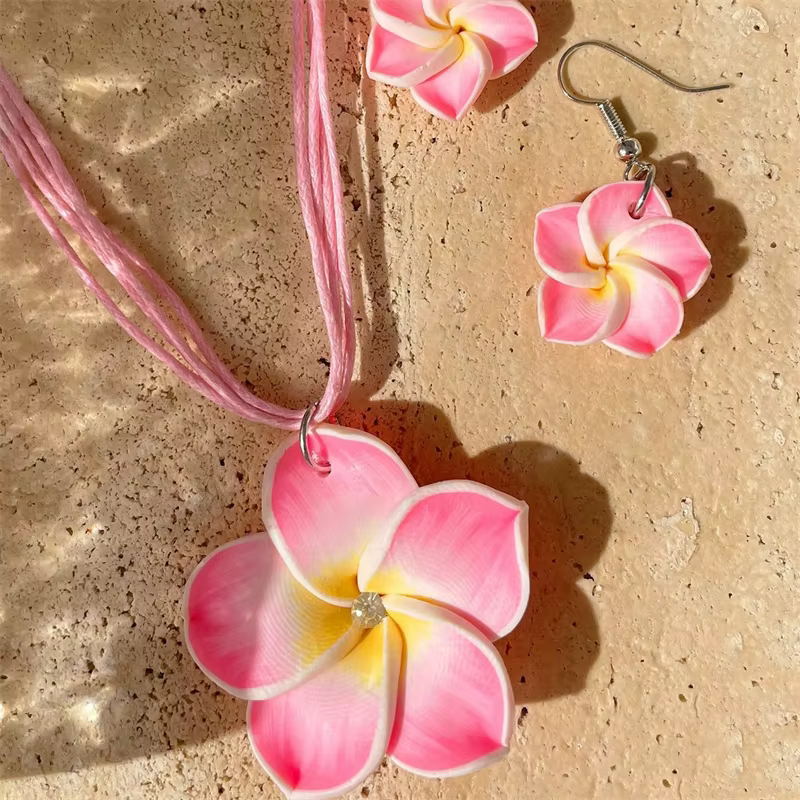 Nouvel ensemble de bijoux bohèmes tressés à grandes fleurs pour femmes
