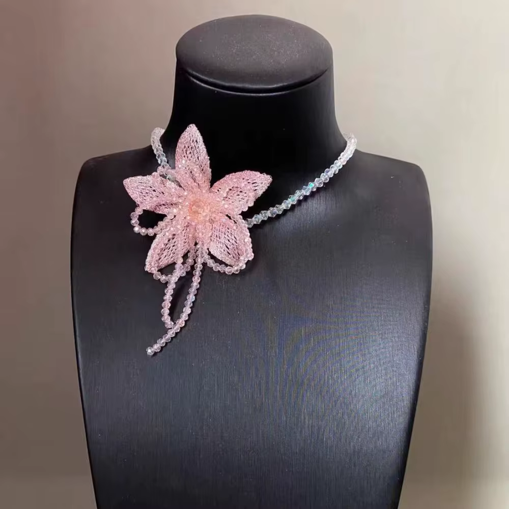 Nouveau Collier Ras-du-Cou Élégant Fleur Rose Délicate avec Chaîne Perlée en Cristal