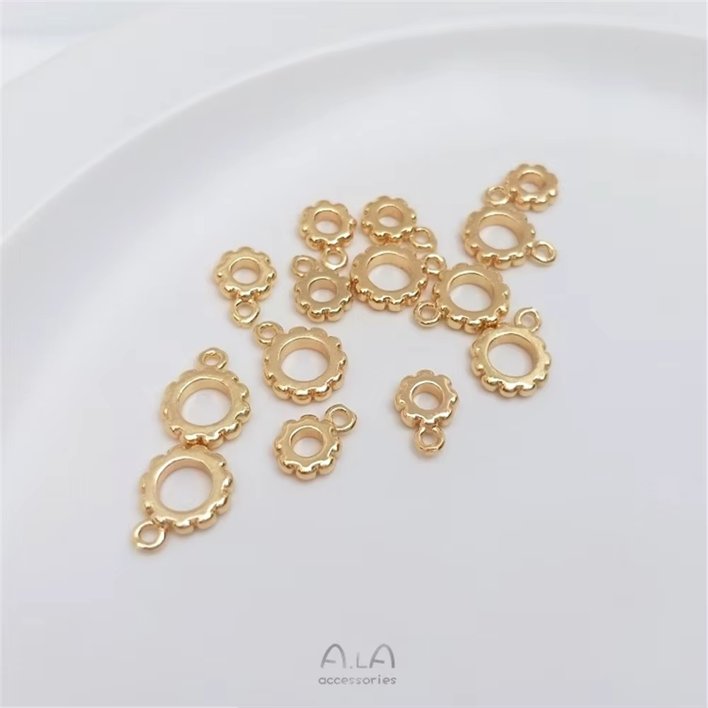 Anneau fermé en dentelle de conservation de couleur or 14K