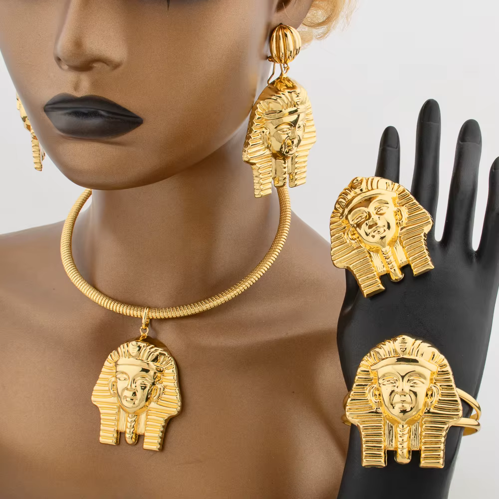 Parure de bijoux grande taille couleur or pour femme