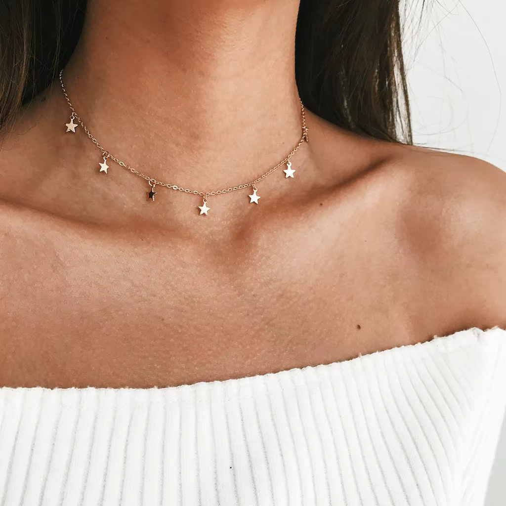 Aihua couleur or petite étoile pendentif collier pour femmes Simple pentagone-étoile colliers ras du cou mode femme bijoux cadeaux