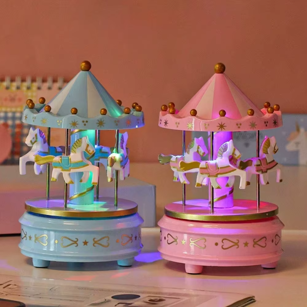 Boîte à musique carrousel 4 chevaux rotatifs électroplaqués