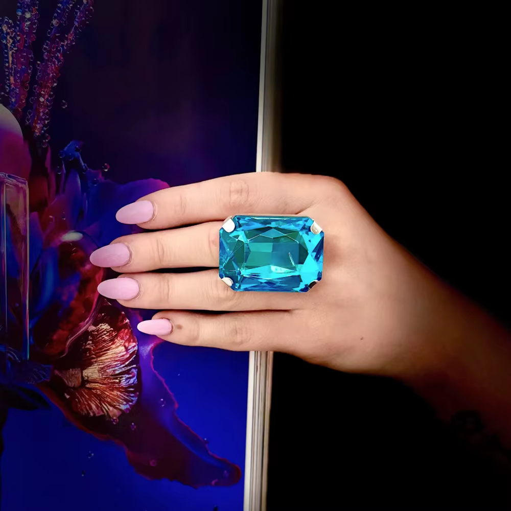 Grande bague carrée bleue bohème pour femme