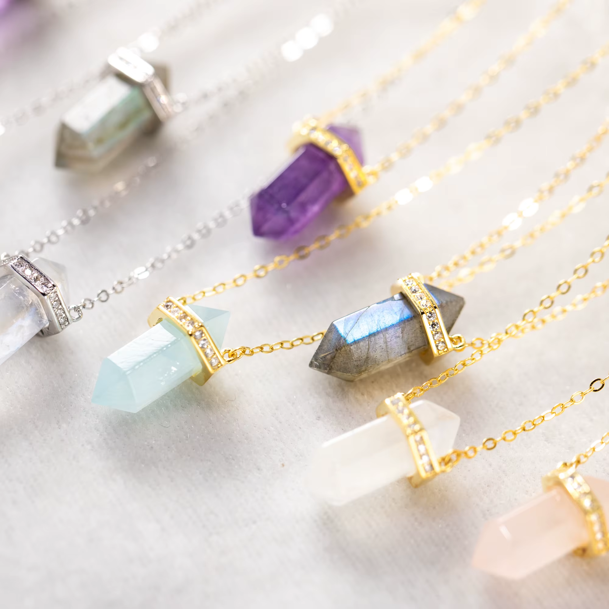 Bijoux en pierre naturelle en forme de balle pour femme, pierre de lune, aigue-marine, paillettes JOGold, argent, or rose, superbe collier pour document