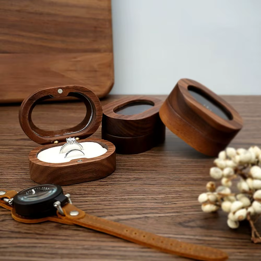 Boîte de fiançailles en bois pour amoureux