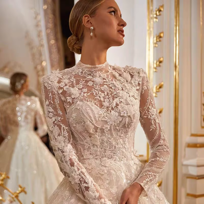 Robe De mariée en dentelle à manches longues