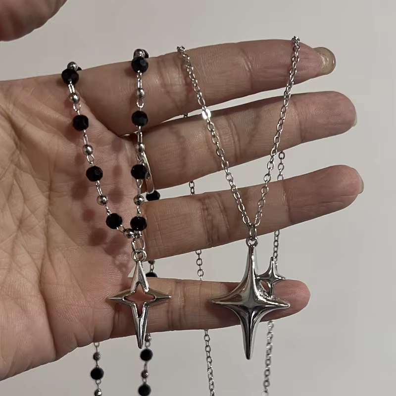 Collier pendentif pentagramme pour femmes et filles