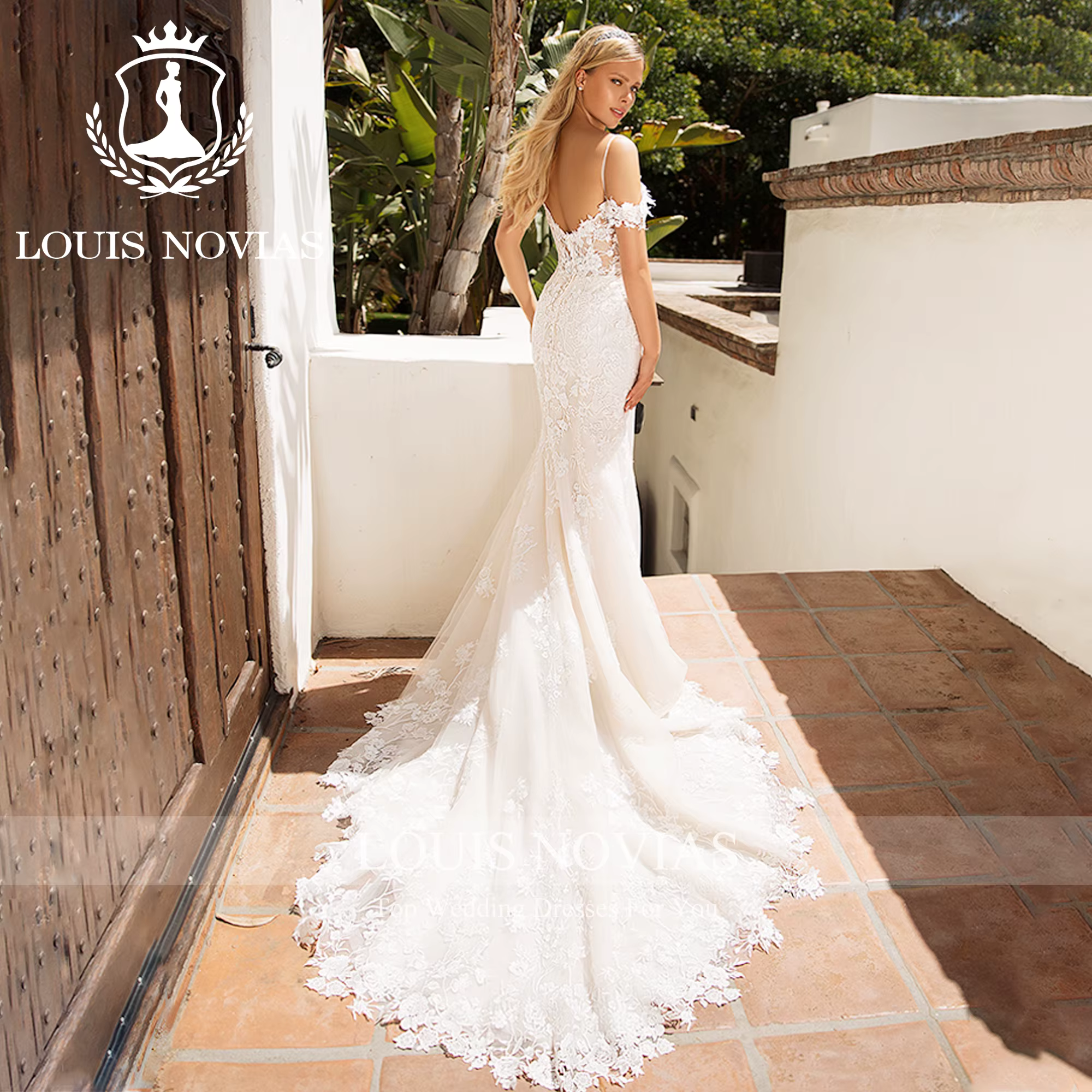LOUIS NOVIAS robe De mariée sirène épaules dénudées bretelles Spaghetti Appliques Illusion Trumpe