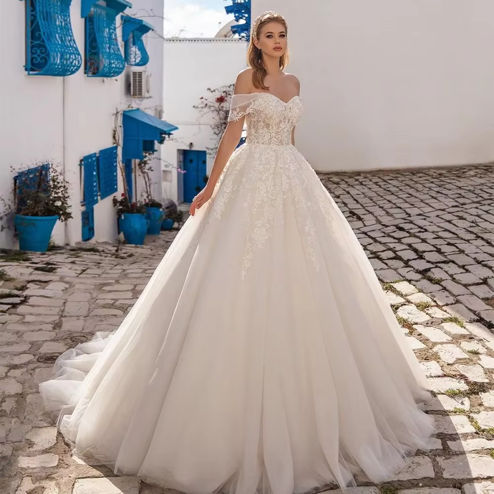 Robe de mariée vintage personnalisée en dentelle