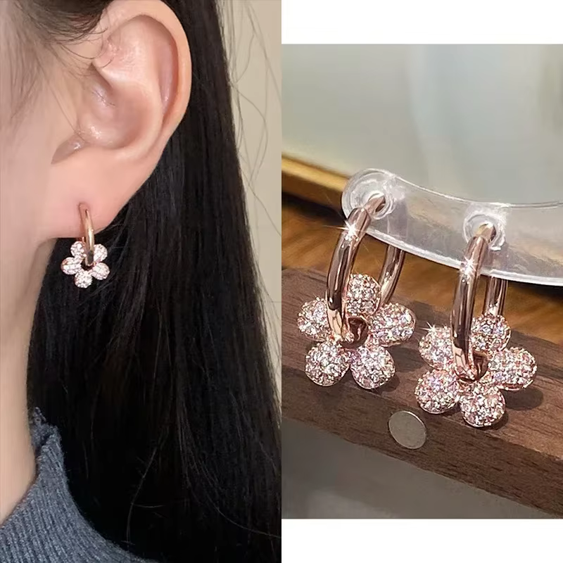 Boucles d'oreilles créoles minimalistes en zircon couleur or rose pour femme