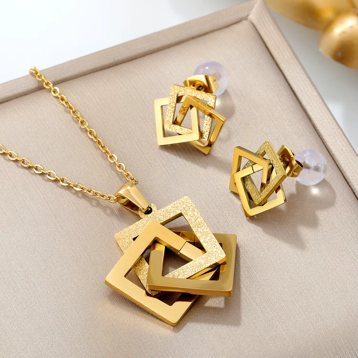 LUXUKISSKIDS – ensemble de bijoux dorés imperméables en acier inoxydable pour femmes, accessoires de fête de mariage, collier et boucles d'oreilles à la mode