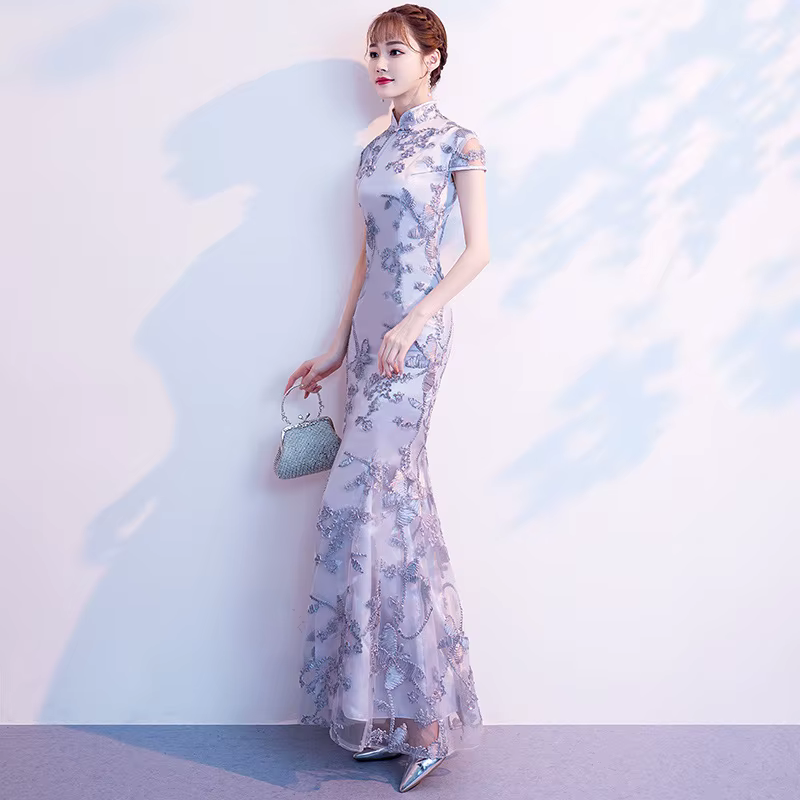 Robe longue en dentelle Cheongsam grise pour femme