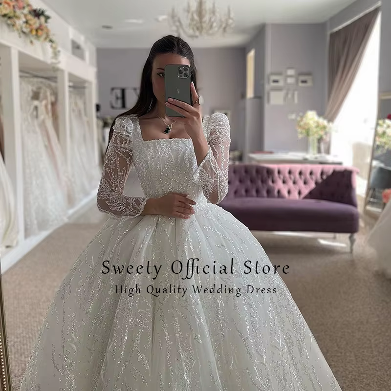 Robe de mariée en dentelle brodée sur filet avec col carré, robe de Rhprincesse, manches longues, bouton personnalisé, luxe