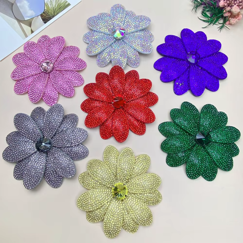 Nouvelles Broches Fleur en Strass pour Femme