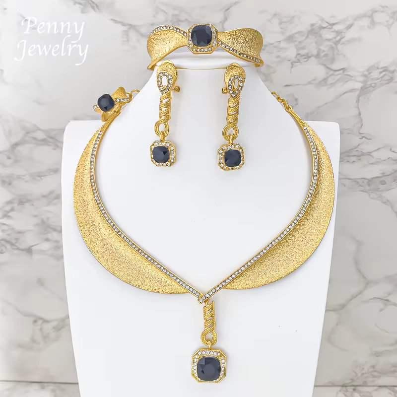 Ensemble de bijoux bohème plaqué or avec strass pour femmes
