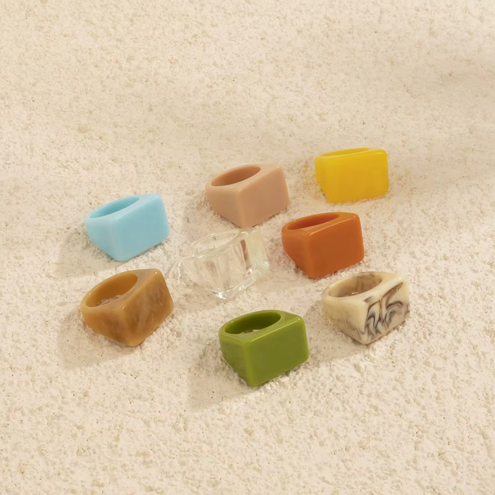 Bague carrée géométrique en résine de cheminée colorée pour femme