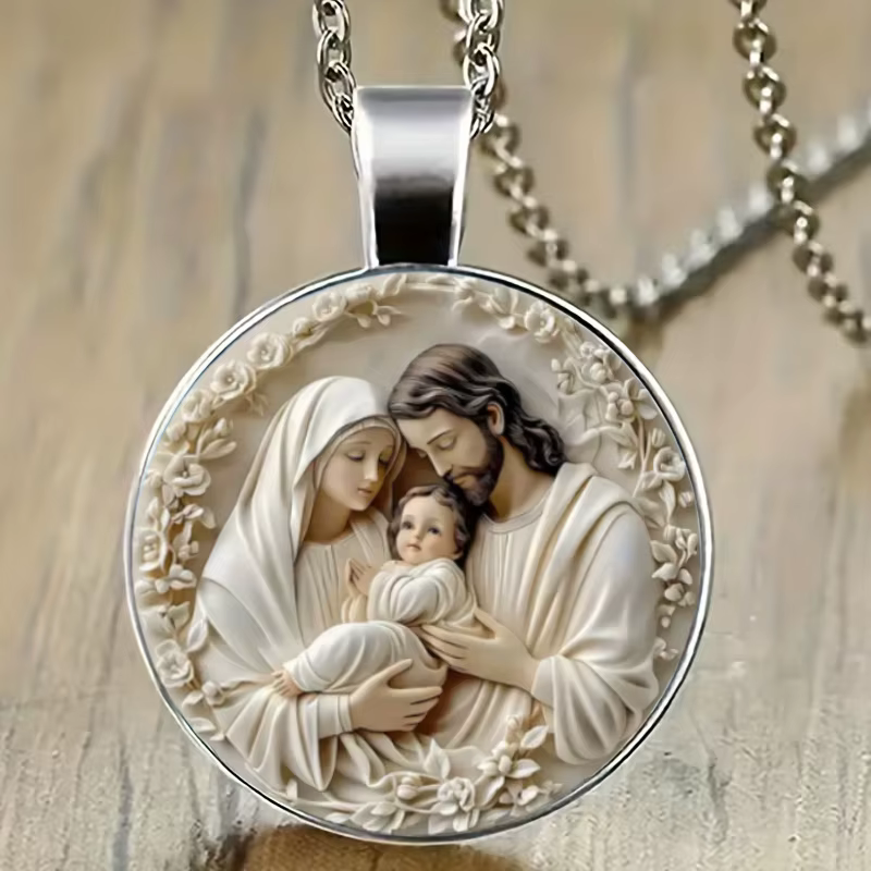 Collier chrétien de la sainte famille
