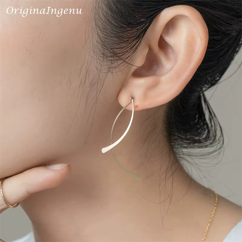 Boucles d'oreilles longues faites à la main