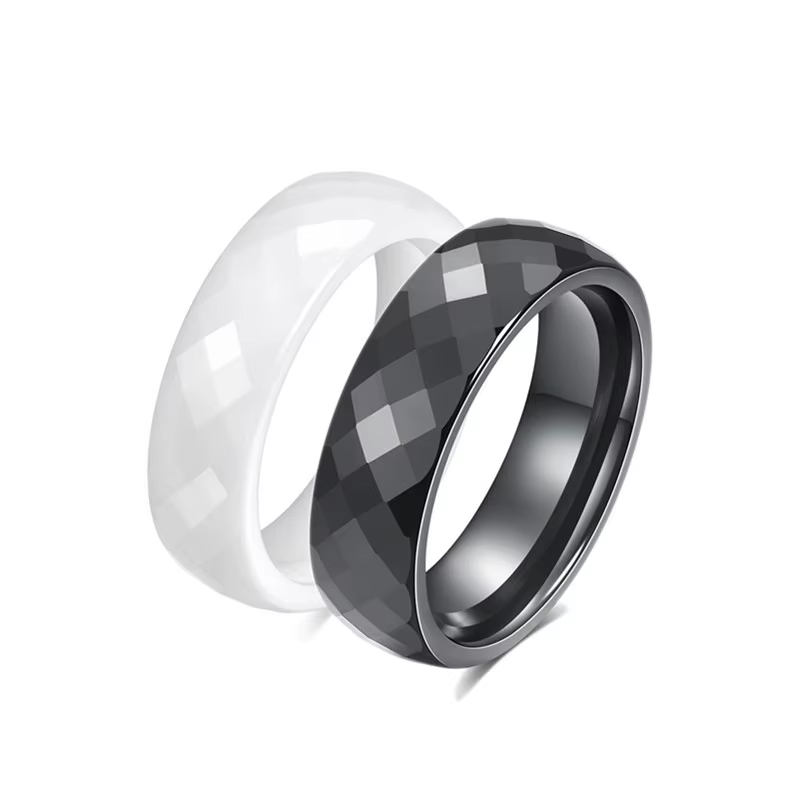 Bague de mariage en céramique à facettes blanches/noires