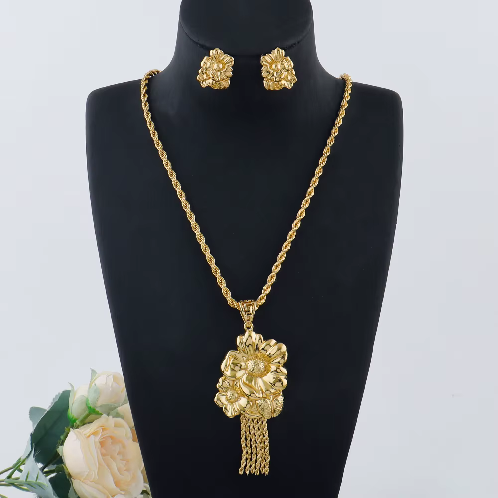 Collier de luxe en forme de grande fleur pour femmes