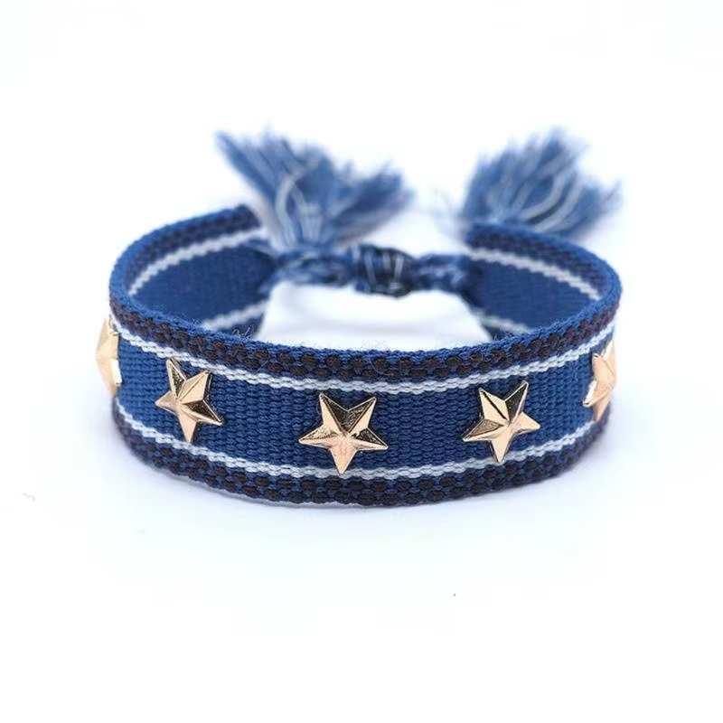 Bracelet à Rivets étoile/cœur pour femmes