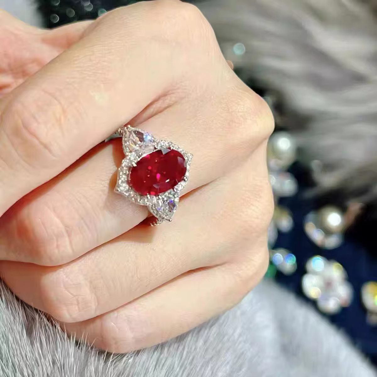 Bague femme rubis classique et magnifique