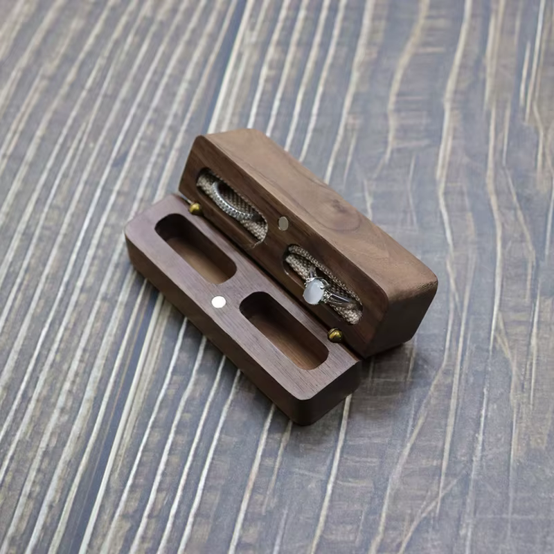 Boîte à matiques de fiançailles en bois pour proposition