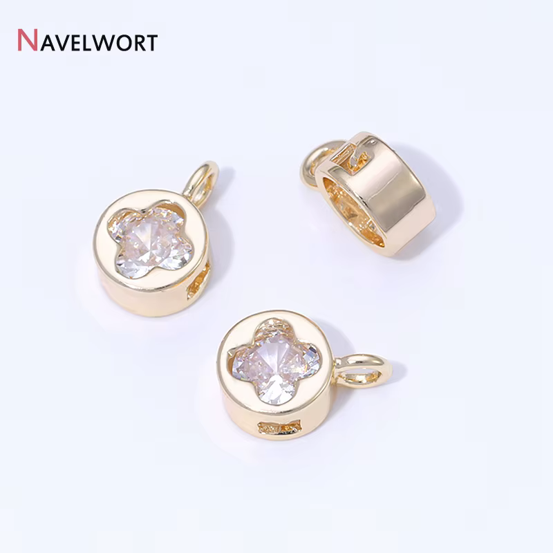 Mini pendentif à breloques en laiton plaqué or 14K avec Zircon